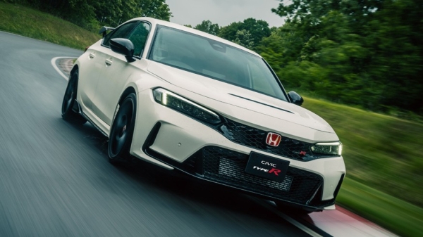 Новый хот-хэтч Honda Civic Type R: мотор остался прежним, но его мощность подросла