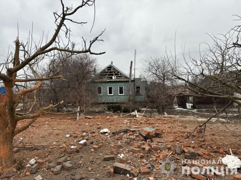 Минулої доби на Сумщині через обстріли пошкоджено дитсадок, літню кухню, гаражі, приватні будинки (ФОТО)