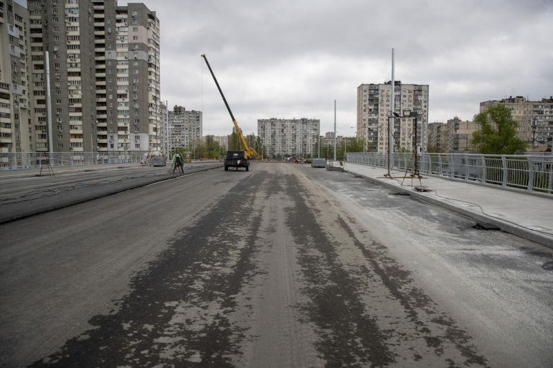 Кличко пояснив, коли відкриють рух Подільсько-Воскресенським мостом