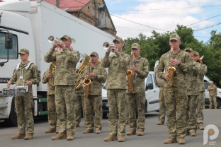 У Луцьку попрощалися із захисником України Віталієм Колесником