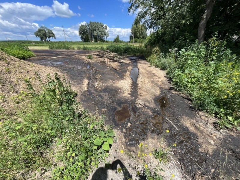 На Липоводолинщині зафіксовано забруднення земель та водного об’єкту