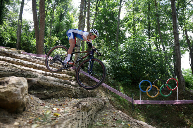 ВІДЕО. Жахливе падіння французької маунтінбайкерки на Олімпіаді