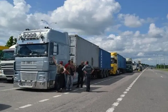 У Києві запроваджено обмеження на рух вантажівок