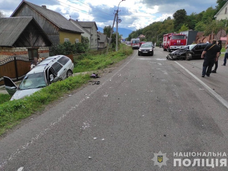 На Тячівщині в ДТП постраждали 4-річна дитина та її мама