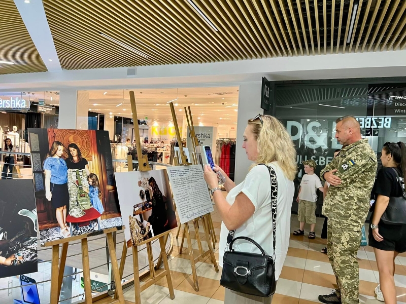 Вінничани можуть відвідати фотовиставку про зниклих воїнів 120 бригади